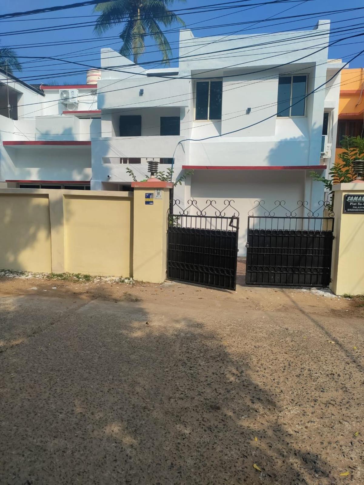 Niyati's Nest Near Airport